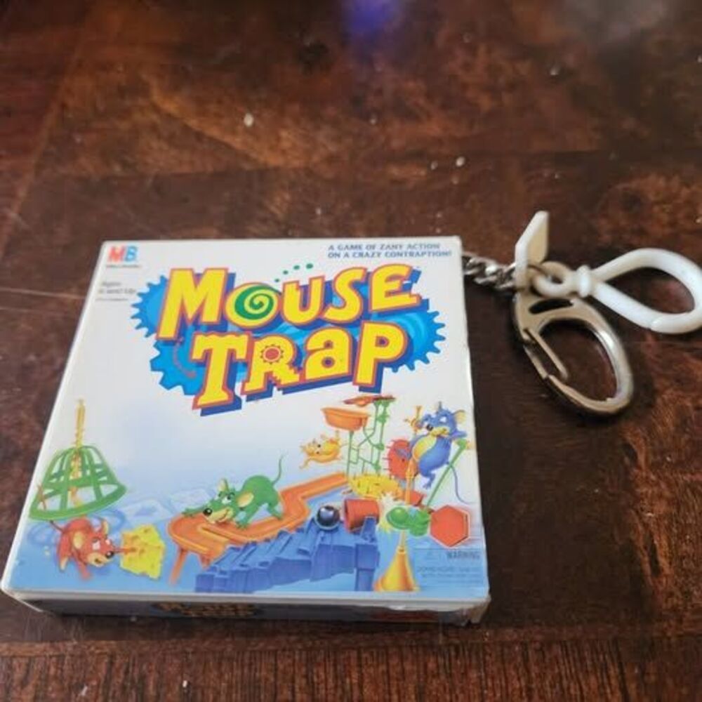 Mini Travel Board Games Keychain - Mousetrap